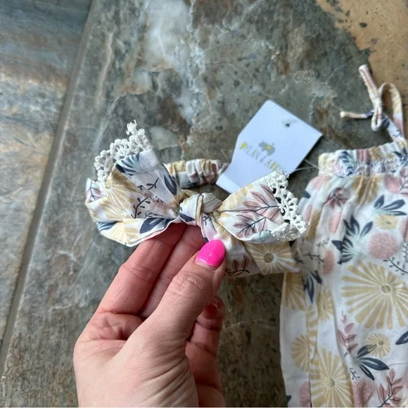 Dylan & Abby Floral Bubble Romper with Matching Headband NWT Size 6-9 months - Picture 4 of 7